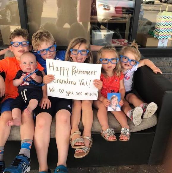 Meet your Posher, Val - Picture 1 of 1